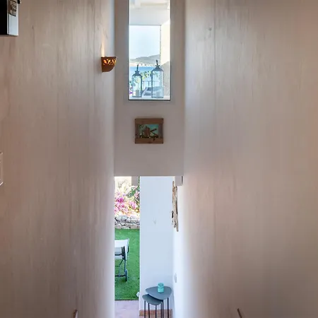 Silvia By Interhome דירה גולפו אראנצ'י